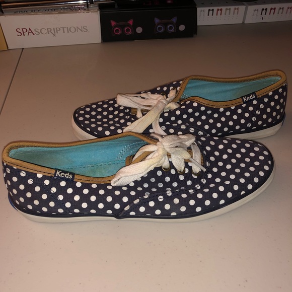 Cute Polka Dot Champion KEDS sz 6 - Picture 2 of 4